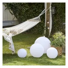 StarTrading STAR Trading LED Gartenkugel RGB Farbwechsel weiß Fernb.Aufladbar