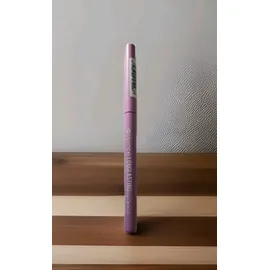 Essence Long-Lasting 38 All You Need Is LAV