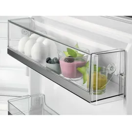 AEG RTS814DXAW Kühlschrank (134 l, 845 mm hoch, Weiß)