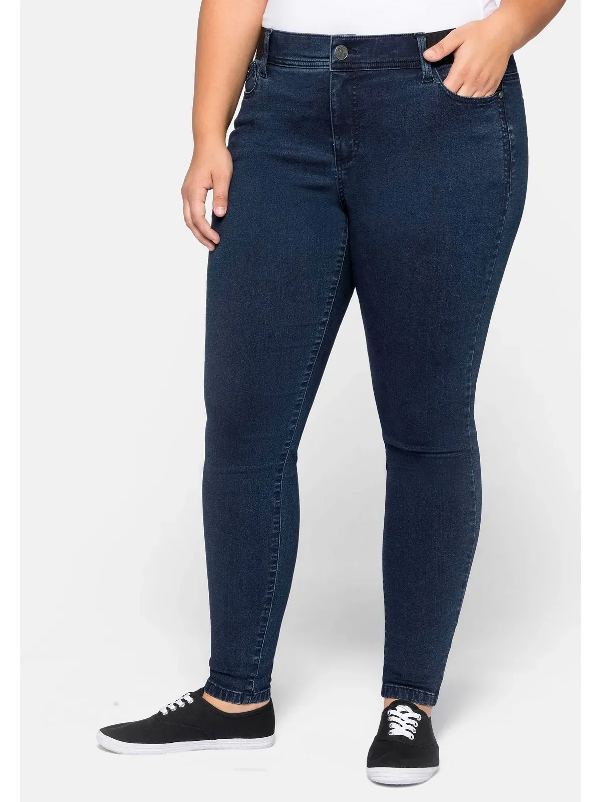 Stretch-Jeans SHEEGO "Große Größen" Gr. 2, Normalgrößen, blau (dark blue denim) Damen Jeans Stretch »Die Skinny«, wächst bis zu 3 Gr. mit
