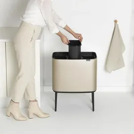 Brabantia Bo Touch Bin 33 l metallic gold