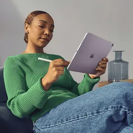 Apple iPad Air 13" (6. Generation 2024) 256 GB Wi-Fi blau