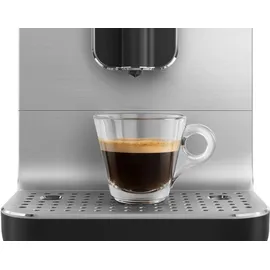 Smeg Collezione BCC11 Kaffeevollautomat schwarz