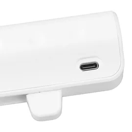 spacnana Tragbares Mini-Ladegerät, Integriertes Kabel für IOS-Schnittstelle Typ C, 2-in-1-Mini-USB-C-Powerbank für