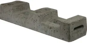 Schake Bauzaunfuß aus Beton, Länge: 690 mm, Höhe 130 mm, Breite 180 mm mit 4 Löchern (Ø 42 mm) 25 kg