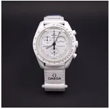 Swatch Omega MISSION TO THE MOONPHASE Snoopy Edition - Weiß/Weiß