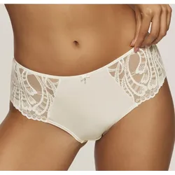LASCANA Panty »Flora«, mit feiner, leicht transparenter Spitze und edlem Accessoire LASCANA champagner 36/38
