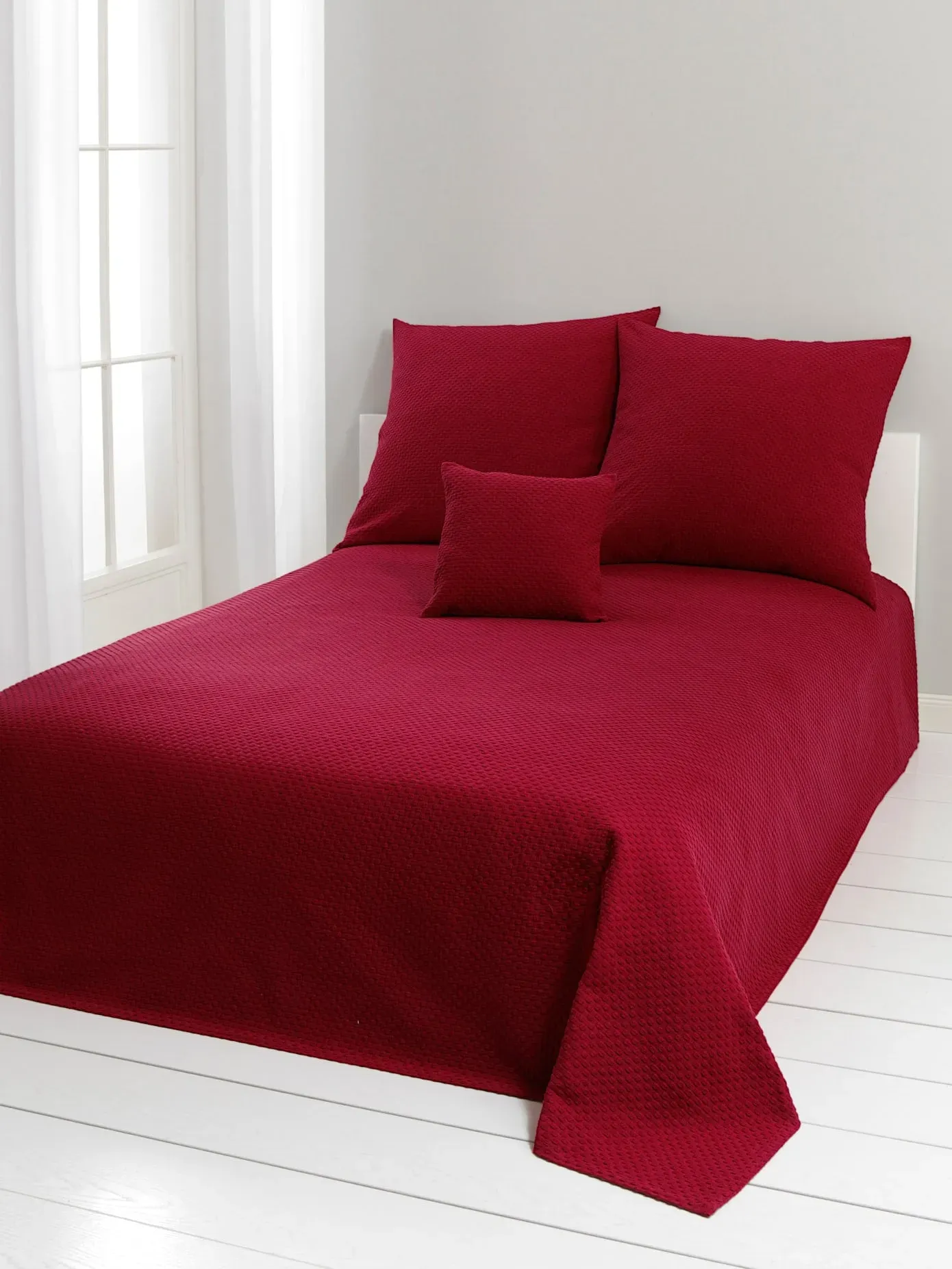 Tagesdecke PEREIRA DA CHUNA Gr. 6, rot (bordeaux), B:280cm L:250cm, 100% Baumwolle, Tagesdecken
