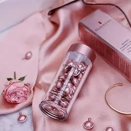 Elizabeth Arden Retinol Ceramide Capsules Line Erasing Night Serum 30 Kapseln