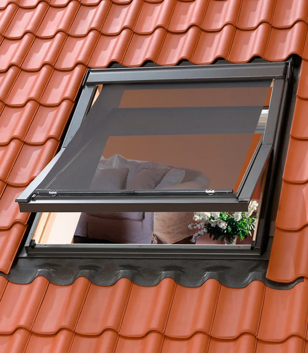 VELUX Hitzeschutz-Markise Markisen Tageslicht & Hitzeschutz schwarz (66 cm x 240 cm) Markisen