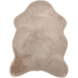 Astra Hochwertiger Kunstfell Teppich flauschig - Teppich Wohnzimmer - Hochflorteppich Lammfell Schaffell Accessoire - Dekofell beige Shape 55 x 80 cm