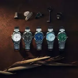 Casio Armbanduhr in Unisexgröße Quarz Edelstahl/Blau