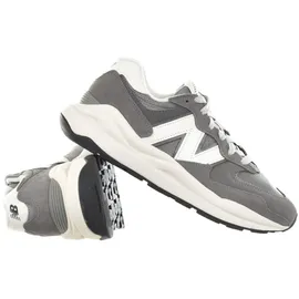 New Balance 57/40 Herren Castlerock 42