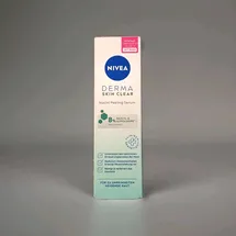 NIVEA Derma Skin Clear 40 ml
