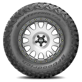 BF Goodrich Mud-Terrain T/A KM3 205/80 R16 111/108Q