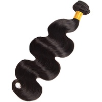 Farbe Welliges Haar Schwarzes Haarbündel Weave Hair Bundles Natürliche brasilianische Perücke Perücke Rotbraun Kurz Locken