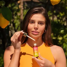 Eveline Cosmetics Vitamin C 3x Action Serum für die ersten Fältchen 30 ml