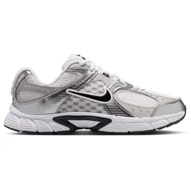 Nike V5 RNR Kinder White/Black/Vast Grey/College Grey 38,5