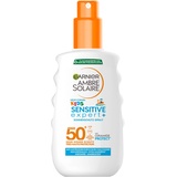 Garnier Sonnencreme LSF 50+ für Kinder, Wasserfest und resistent gegen Sand, Ambre Solaire Kids Sensitive expert+ Sonnenschutzspray, 1 x 150 ml