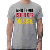Shirtracer T-Shirt Mein Trikot ist in der Wäsche, Deutschland Germany 2026 Fussball WM Fanartikel grau 4XL