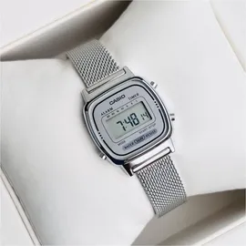 Casio Collection LA670WEM-7EF