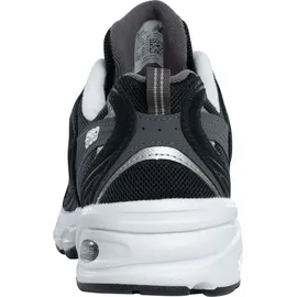 New Balance 530 Black/Magnet/Silver Metallic 44