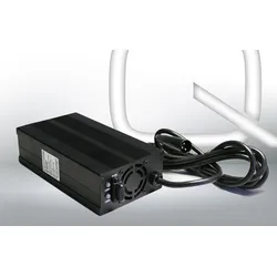 Q-Batteries BL 24-10 Ladegerät XLR-Stecker für Bleiakkus 24V - 10A Ladestrom IU0...