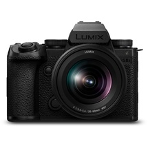 Panasonic Lumix DC-S5IIx + S 20-60mm f/3.5-5.6 + S f1,8
