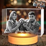 Emoragifou Personalisierte 3D Foto Glas, 3D Glasfoto mit Leuchtsockel, 3D Kristall Foto Glasbilder Fotogeschenke mit Lasergravur, Personalisierte Geschenke für Frauen, Freundin, MäNner, Mama, Papa