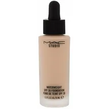 MAC Studio Waterweight Foundation LSF 30 NC15 30 ml