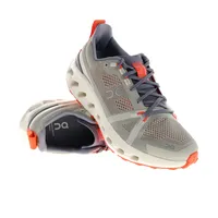 On Herren Cloudsurfer Trail Schuhe (Größe 42, beige)