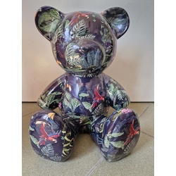 Casa Padrino Luxus Designer Dekofigur Teddybär Mehrfarbig H. 31 cm - Kunstharz Deko Skulptur - Luxus Deko Figur - Designer Deko Figur - Luxus Accessoires