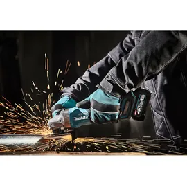 Makita GA005GM201 inkl. 2 x 4 Ah + Schnellladegerät + Makpac Gr. 4