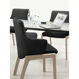 Polsterstuhl STRESSLESS "Laurel", schwarz (schwarz batick, walnuss), B:58cm H:92cm T:59cm, Leder BATICK: BATICK ist ein leicht korrigiertes, durchgefärbtes und genarbtes Möbelleder, bei dem die meisten Unebenheiten und Spuren in der Regel entfernt wurden., Stühle, Polsterstuhl, Low Back mit Armlehne, Größe L, mit abgerundeten Beinen in Walnuss