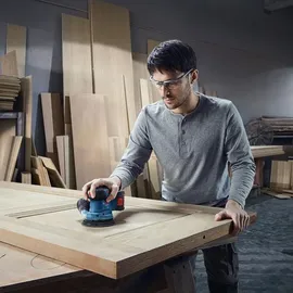 Bosch GEX 185-LI inkl. Zubehör, L-Boxx