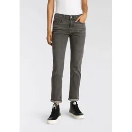 Levi's Mid Rise Boyfriend Jeans