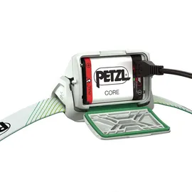 Petzl Actik Core Stirnlampe grün Modell 2022 (E065AA02)