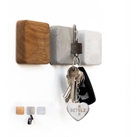 BETOLZ® Design Schlüsselhalter Magnetisch aus Beton & Holz [‎7,5 x 7,5 x 2,5cm] Alternative zum Schlüsselbrett ohne Bohren/Schlüsselaufbewahrung zum Kleben - 3er Set