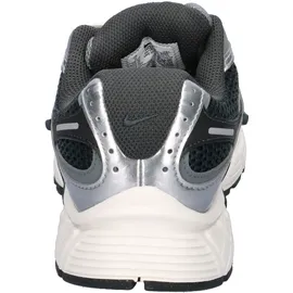 Nike V5 RNRs Damen Freizeitschuhe, grün, Größe 39 - 39