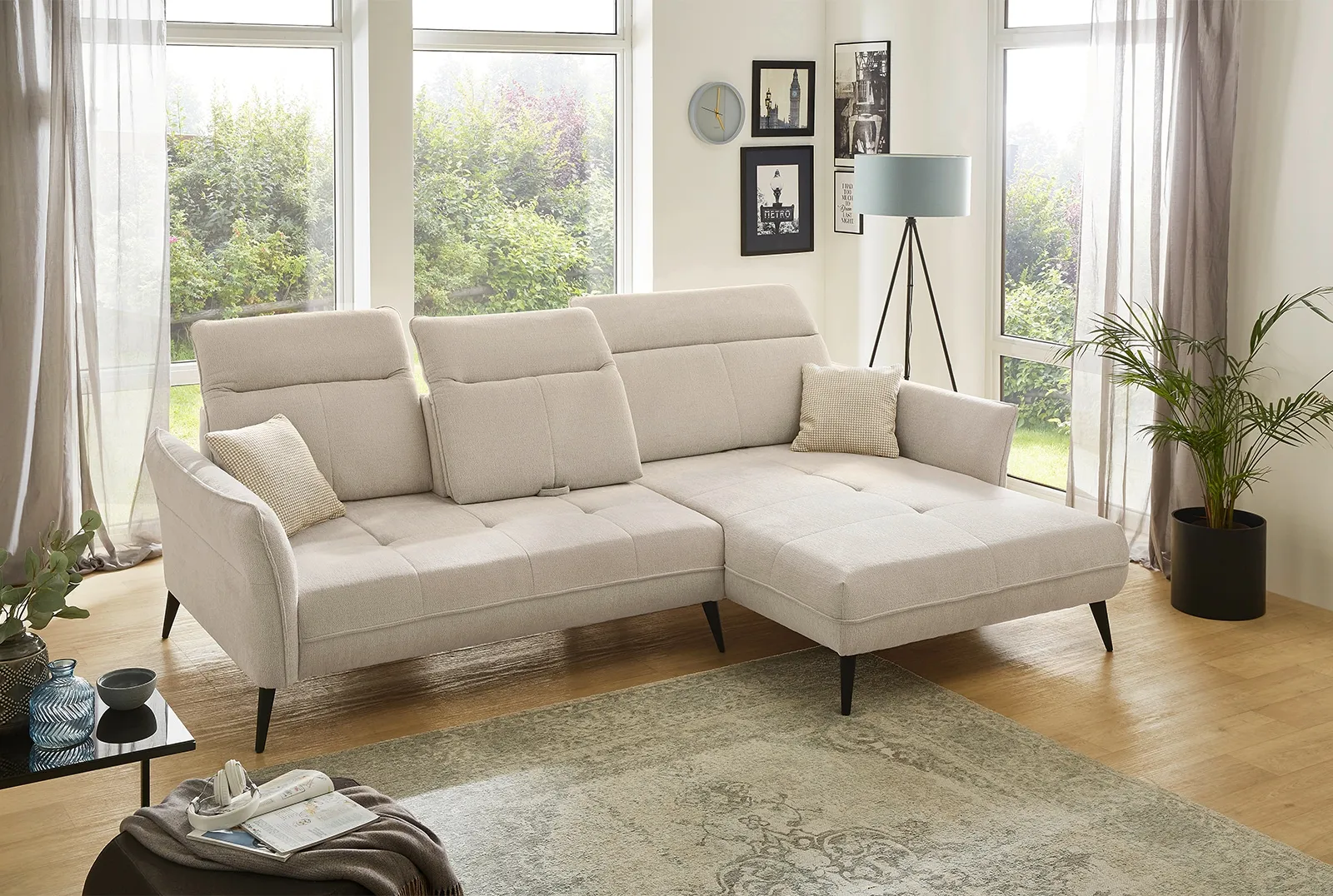 Ecksofa JOCKENHÖFER GRUPPE "Aversa L-Form" Sofas Gr. B/T: 285cm x 117cm, Chenille, Ottomane beidseitig montierbar, beige Sitztiefen-und Kopfteilverstellung, Ottomane linksrechts montierbar