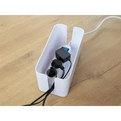 Perel Steckdosenleiste mit Schalter und Kabelbox, 3 Steckdosen Typ E, Kabel 1.5 m, 3G1.5, Innenbereich, Weiß