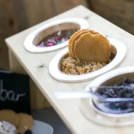 HMF 46710 Halbkugel aus Acryl mit Krempe, DIY Acrylhaube | 10 cm Transparent