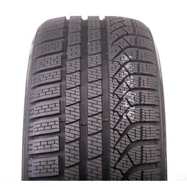 Pirelli P Zero Winter 245/40 R19 98V XL