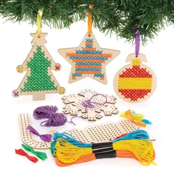 Weihnachtliche Kreuzstich-Holzanhänger (pro Set 6) Bastelaktivitäten zu Weihnachten