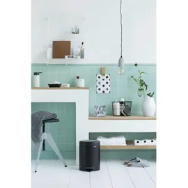 Brabantia Newicon 5 l matt black