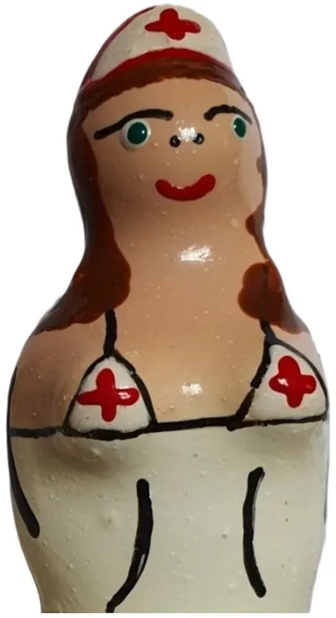 CONDOMERIE - HANDBEMALTE NEUHEITSKONDOME KRANKENSCHWESTER BRÜNETTE