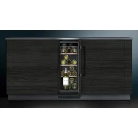 Siemens KU20WVHF0 Weinklimaschrank (EEK F, Schwarz)