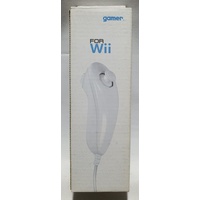 GAMER Nunchuck Controller for Nintendo Wii White wired with motion sensor