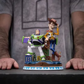 Iron Studios Toy Story - Buzz und Woody - Deluxe Art Scale 38 cm