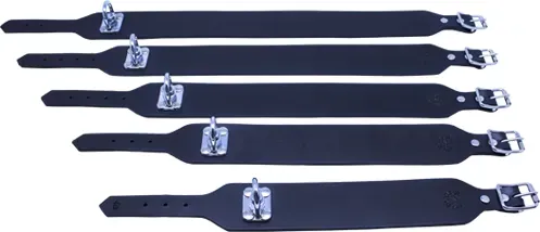 Tracking-Halsband aus Leder mit Anhänger in Schwarz - 40cm